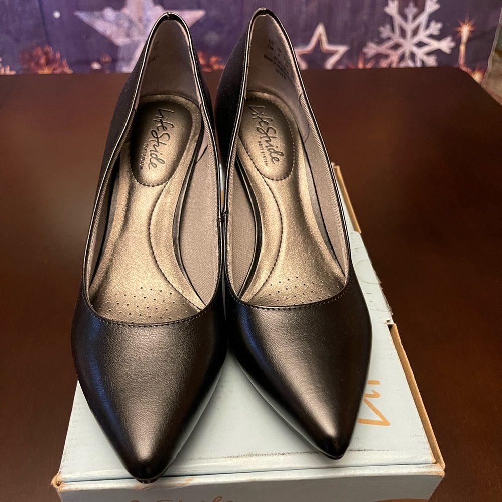 LifeStride Women's Sevyn Dress Pump - Size 7